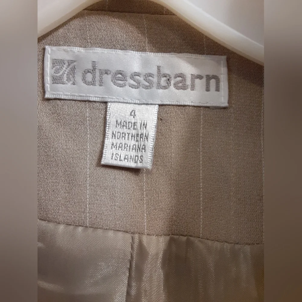 Dressbarn Women's Button Blazer - Picture 6 of 6